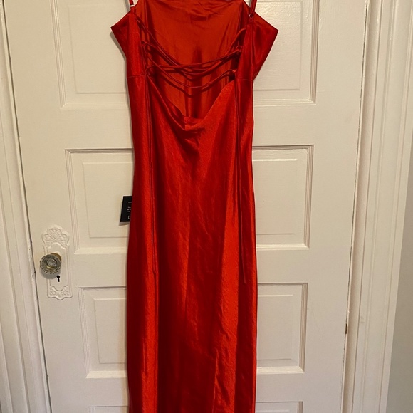 RED LONG DRESS - Picture 3 of 8